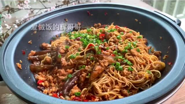 I haven't eaten stewed noodles for a long time