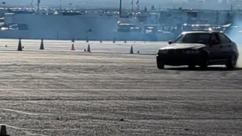 Chase your dreams relentlessly! | (Drifting) | Car Drift in Motion #parkinglot #drift #donuts