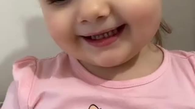 Cute chubby baby - Funny video (5)