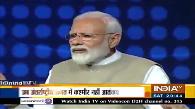 PM Modi tells about his visit to Pakistan. Watch to see more.