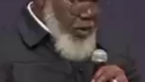 TD Jakes Passed Out Today During Live Streaming Today