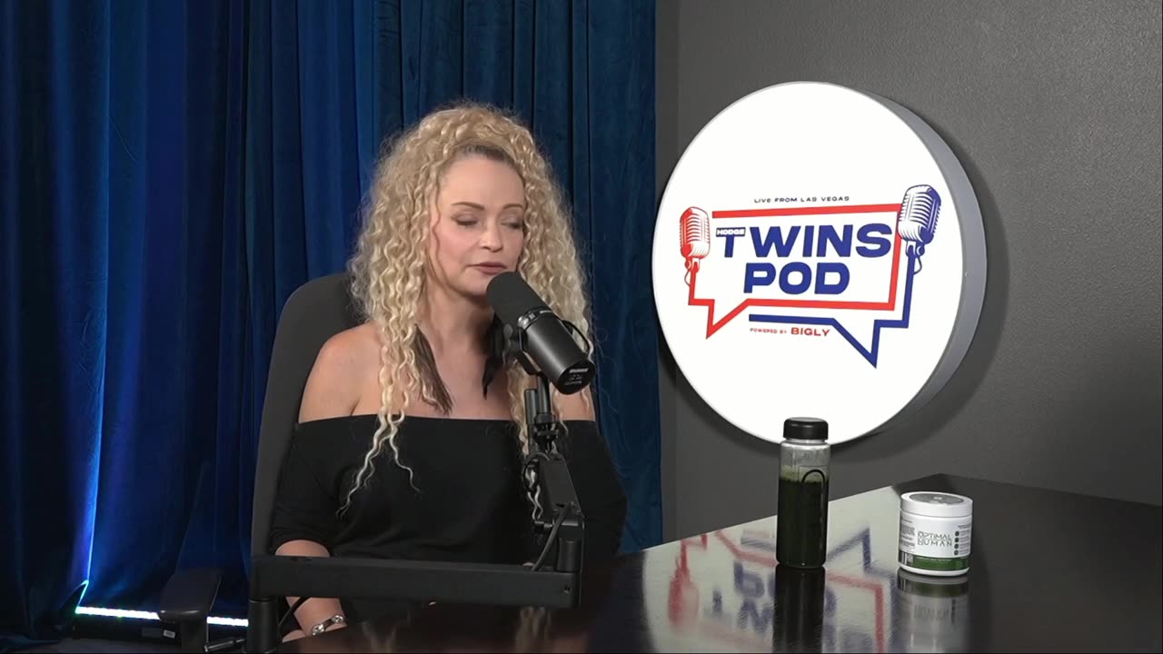 WW3 Update: Actress, Independent Film Maker, American Patriot, Twins-Mindy Robinson 1h