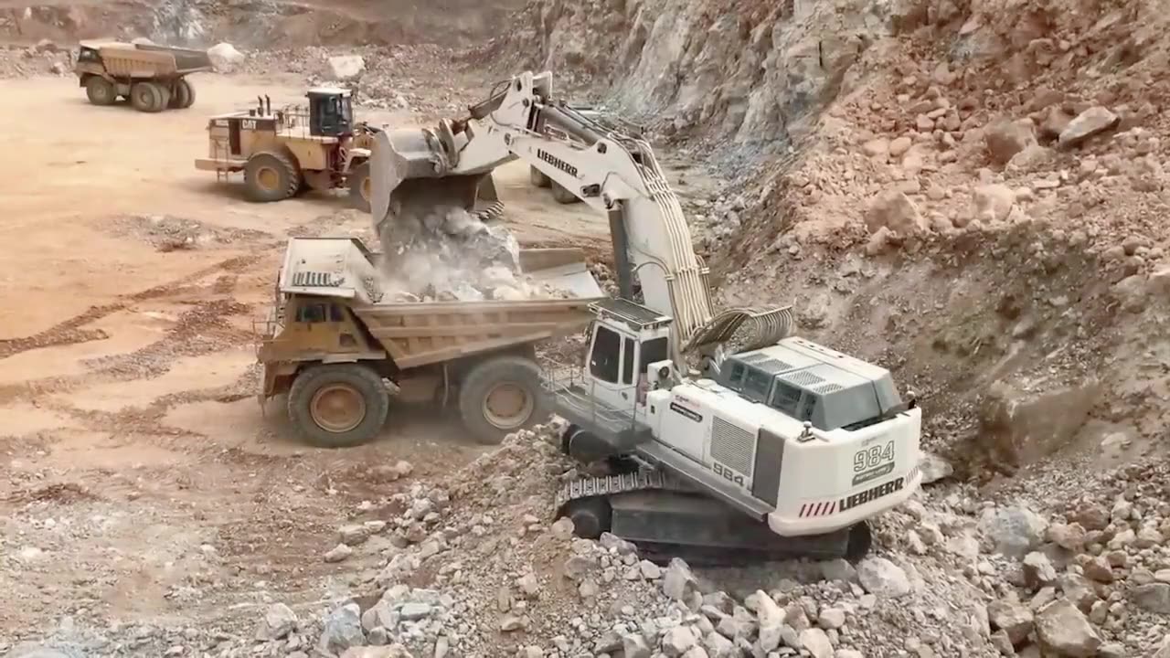 Engineering vehicle video sharing (1)