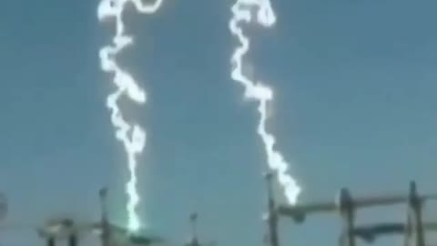 Voltage Electric arc (230,000 Volts!)