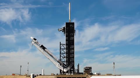 SpaceX: Time Lapse Falcon 9 and Dragon going vertical