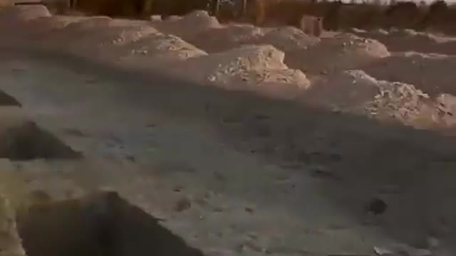 Mass graves ready in Russia
