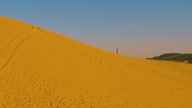 Sandboarding at Coral Pink Sand Dunes State Park