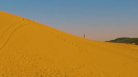 Sandboarding at Coral Pink Sand Dunes State Park