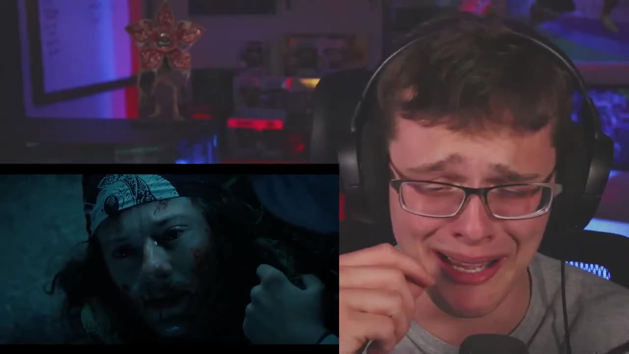 EDDIE'S DEATH REACTION! - Stranger Things 4 Volume 2