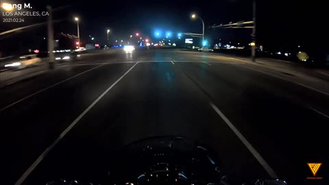 New Motorcyclist CLOSE CALL. 2021.02.24 — LOS ANGELES, CA