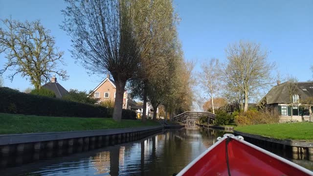 Beautiful Dutch town, Giethoorn
