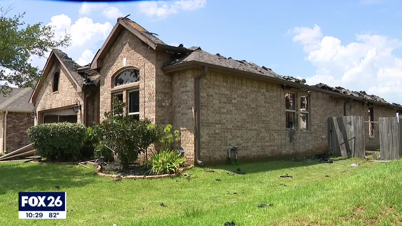 Lightning bolt causes massive house fire in Katy