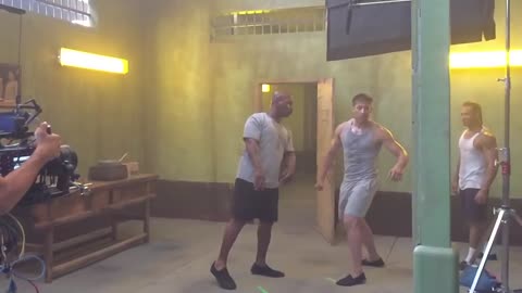 Mike tyson slaps kickboxer on the face