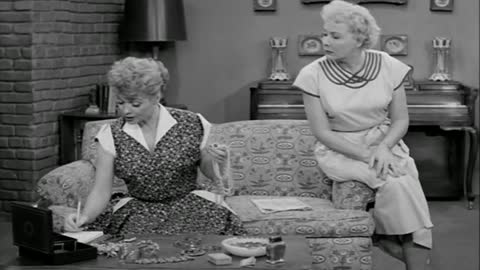 I Love Lucy Season 1 Episode 31 - The Publicity Agent