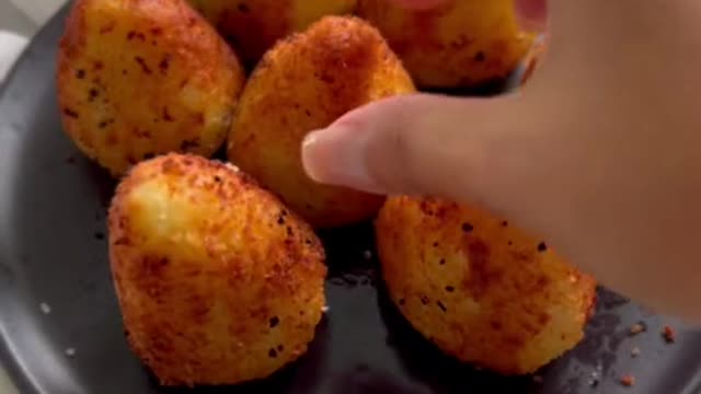 Coxinha com massa de batata