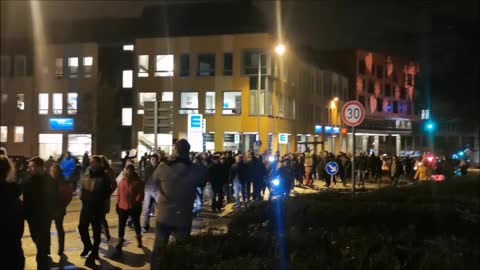 51. MAHNWACHE - BAUTZEN, KORNMARKT, 24 01 2022 - AUFZUG (Spaziergang) medizinisсhes Personal