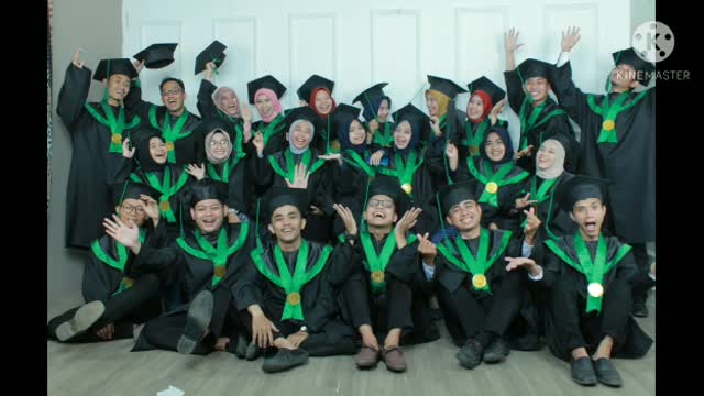 Graduation Photoshoot Of Bachelor Degree In Indonesia Lecture