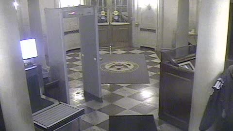 3201LHOBBASouthCapStDoor_2021-01-06_01h40min01s837ms.mp4