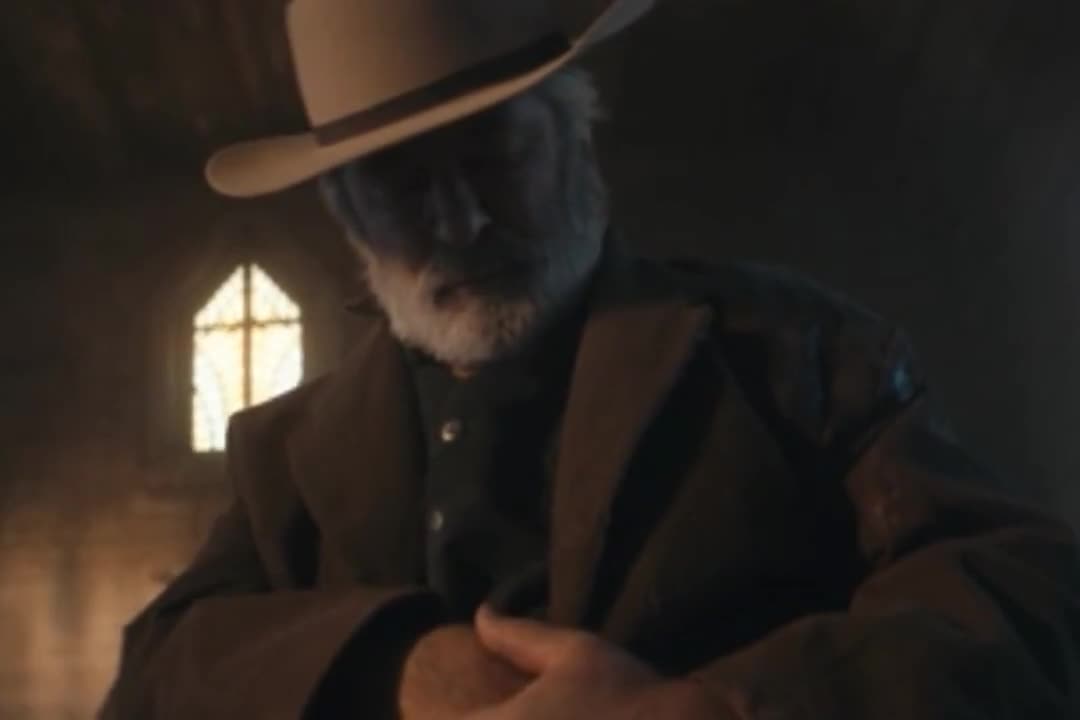 NEW VIDEO: Alec Baldwin Drawing Gun that Killed Halyna Hutchins