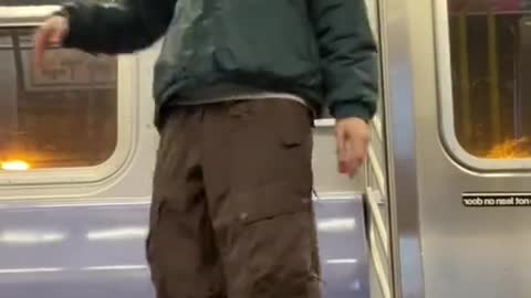 Dance on the subway