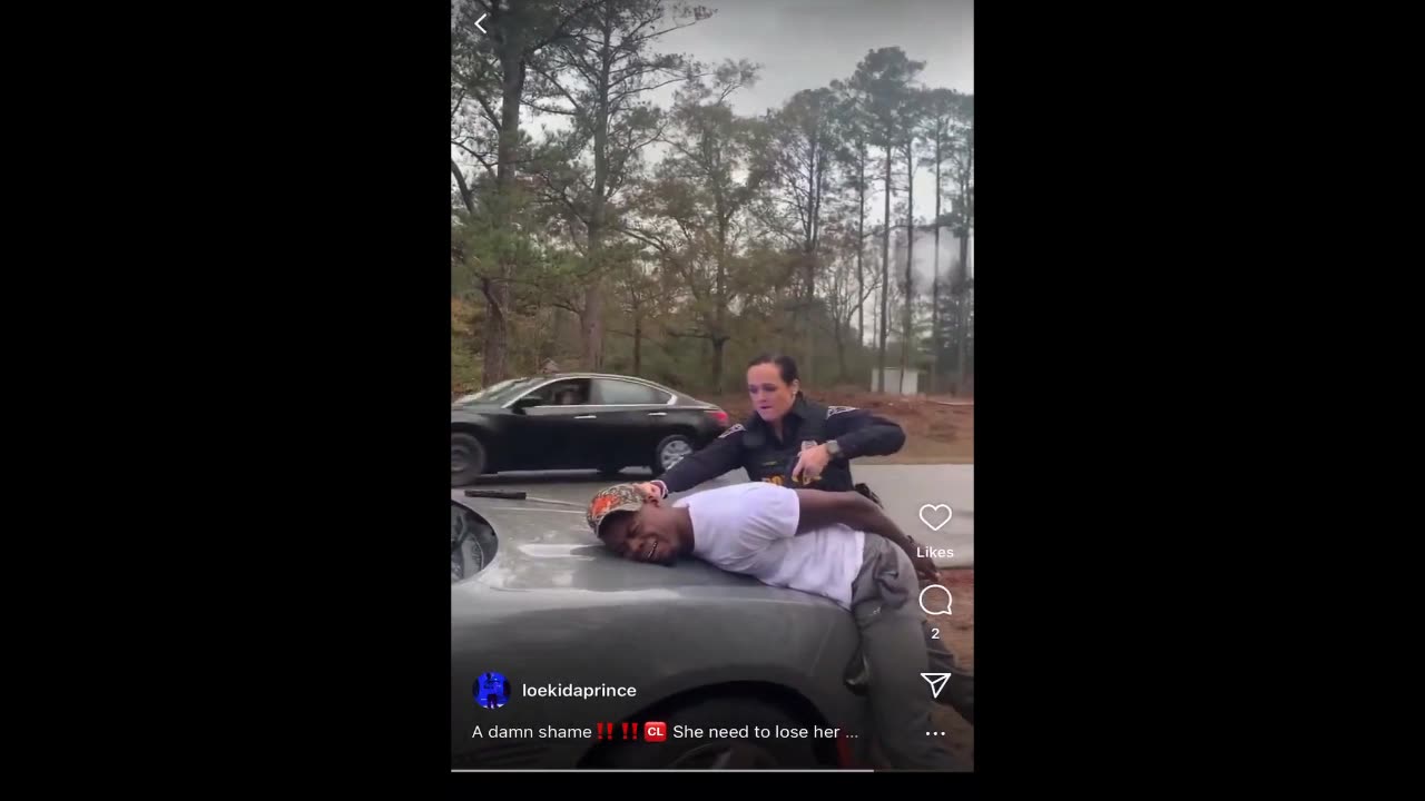 Female Alabama Cop Is In Hot Water After Tasering A Handcuffed Man
