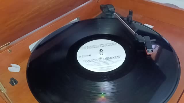 Busta Rhymes & DMX-touch it remix on vinyl