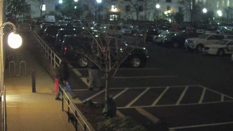 1671HQOB01NorthwestWalkway_2021-01-06_05h57min57s850ms.mp4