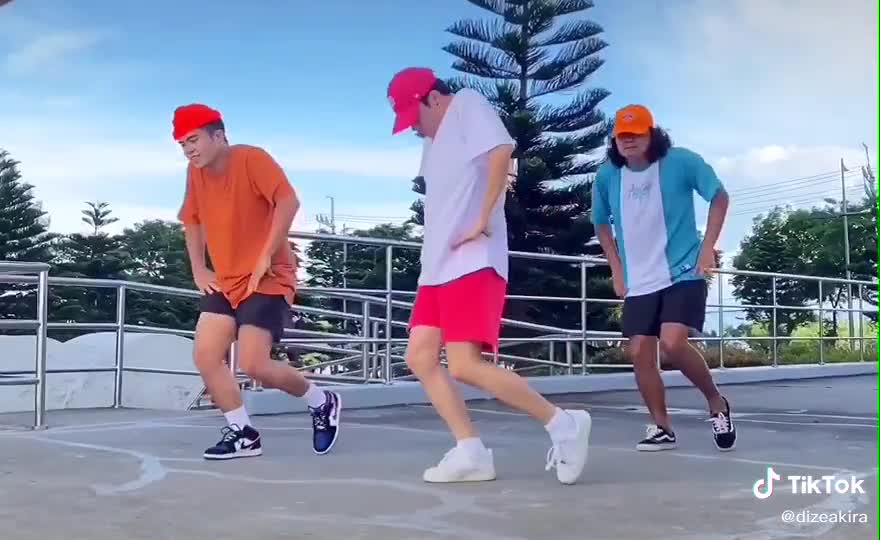 Best Dance Choreography by diziekira, Loyal - Chris brown