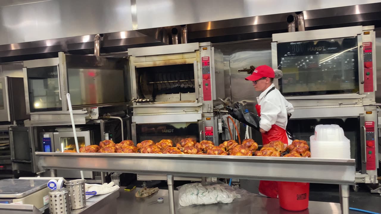 Strongsville, Ohio Costco Rotisserie Chicken Sorcery on Saturday, 05/27/2023, at 15:55