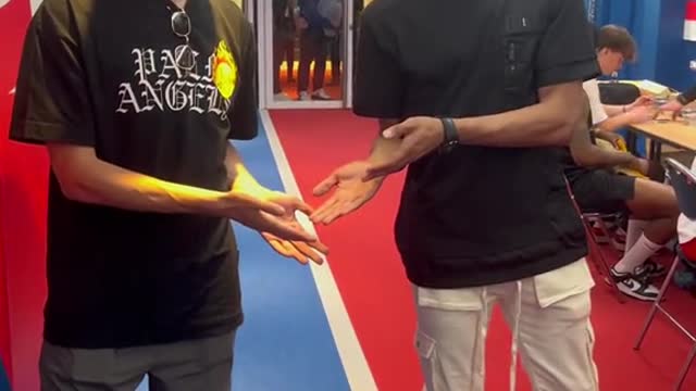 Naaaah! I will show you the real Khaby’s Move!