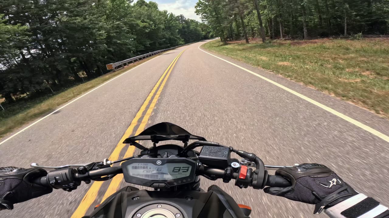 MT-07 Fast Country Ride