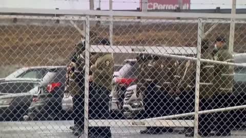 Ottawa Convoy - LEAKED VIDEO - Police Training for Advancing on Protesters