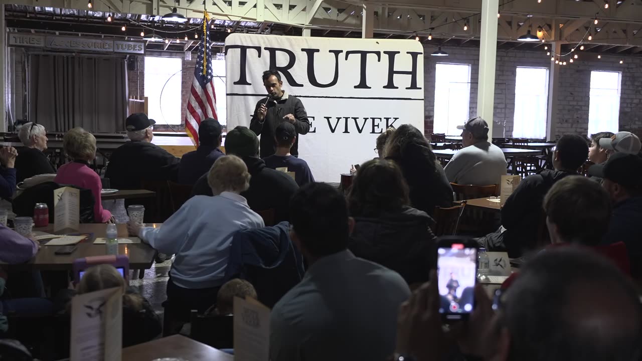 Live on Rumble | Vivek 2024 Town Hall in Cedar County, IA