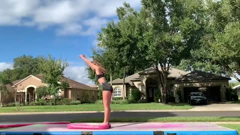 Tumbling with holipodwer