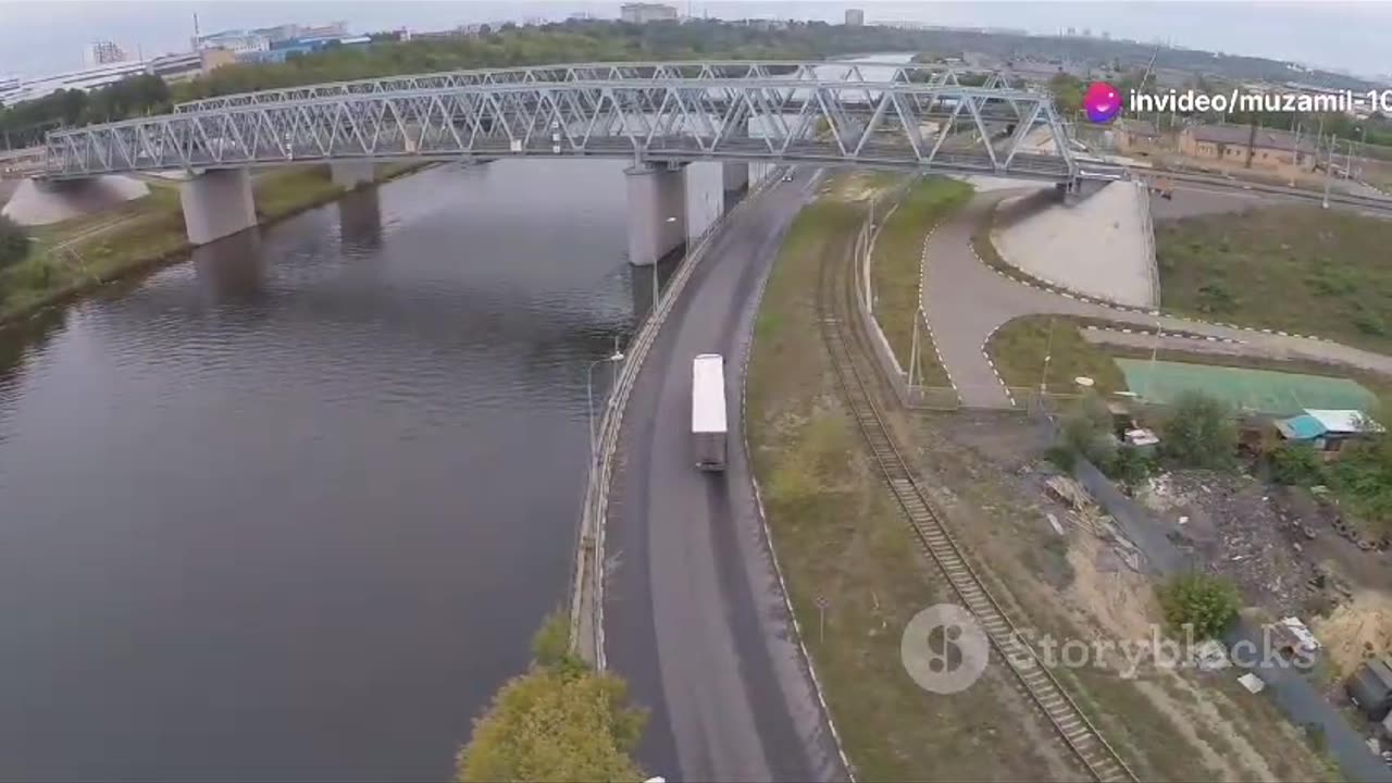 Why do bridges have gaps 🤔🤔🤔🧐🧐