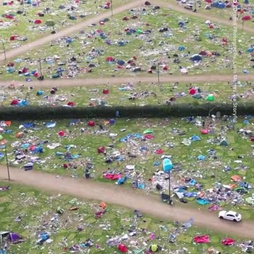 V Anglii se konal festival ochránců přírody zanechlai po sobě spoušť