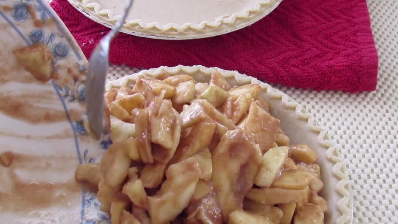 How to Make an Easy Apple Pie