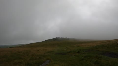 Misty hik to Roos tor dartmoor. Vlog. GoPro