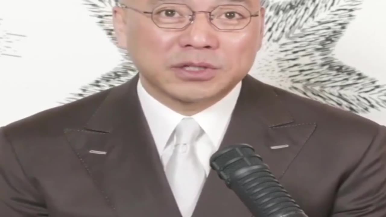 20220501文贵先生直播： #父母如何对待孩子？1. 父母给孩子最大财富是自由，有本事是孩子的天分；2. 让孩子成长，离父母越远越好；3. 孩子不是你的财富