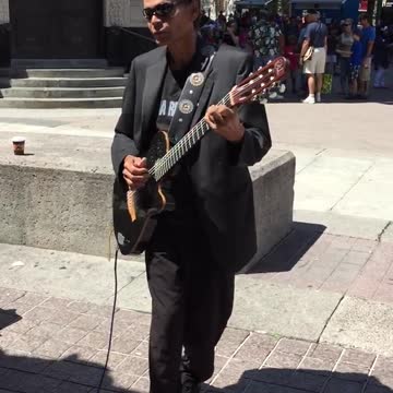 Awesome Guitar Player on Sparks Street Ottawa Ontario