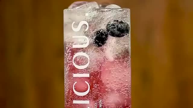 Blueberry drink [Video] |