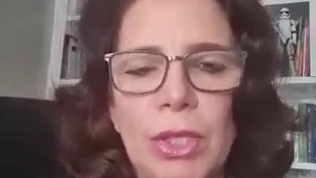 MÉDICA FALA SOBRE VACINAS COVID