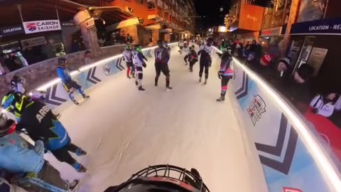 How many racers can fit on this Ice Cross track?