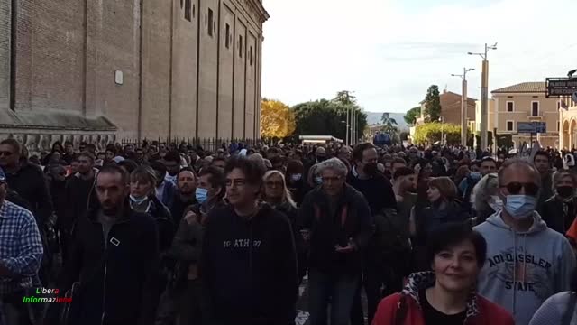 ASSISI, 07.11.2021 - MARCIA DELLA DIGNITA' (1 PARTE - IL CORTEO)