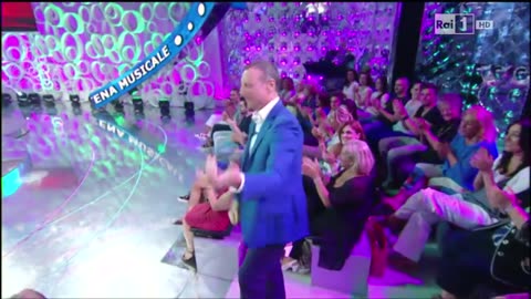 RAIUNO - Reazione A Catena-La Catena Musicale (06/09/2015)