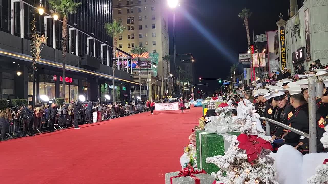 Hollywood Christmas Parade Star Cars 2022, pt 1