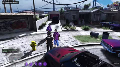 A familiar mechanic arrived, we are playing GTA 5 rp