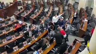 Senador Humberto de la Calle se desmplomó en el Congreso