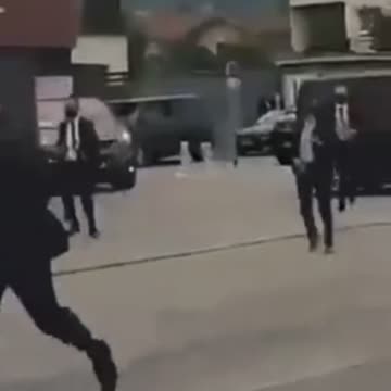 That was the most french style slap I’ve ever seen.