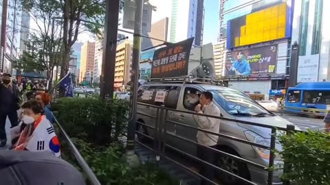 20210524_V3_S01(c6Vopa_7x5M)누가 이렇게 만들었어요_ 경제를 망쳐놨어요_ 문땡땡 한테 속았습니다! 윤용 전 고려대 교수